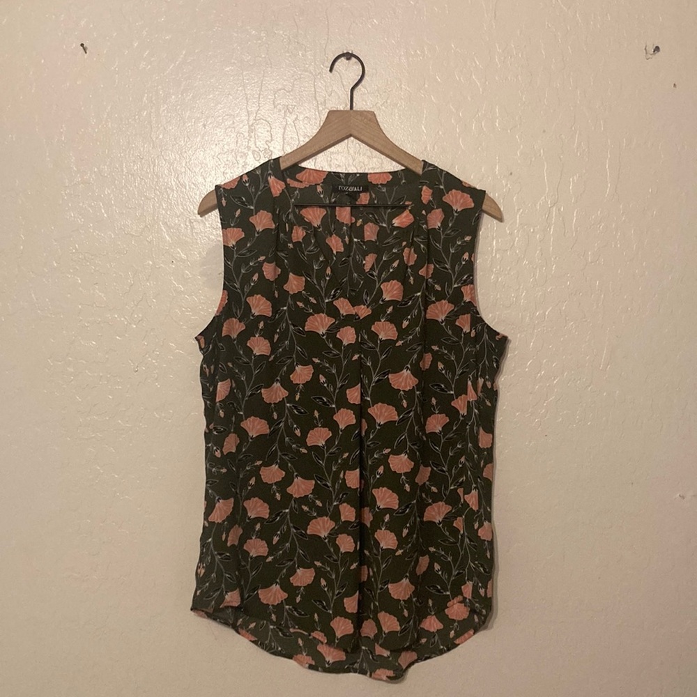 Floral Sleeveless Top - Green and Pink very nice condition
